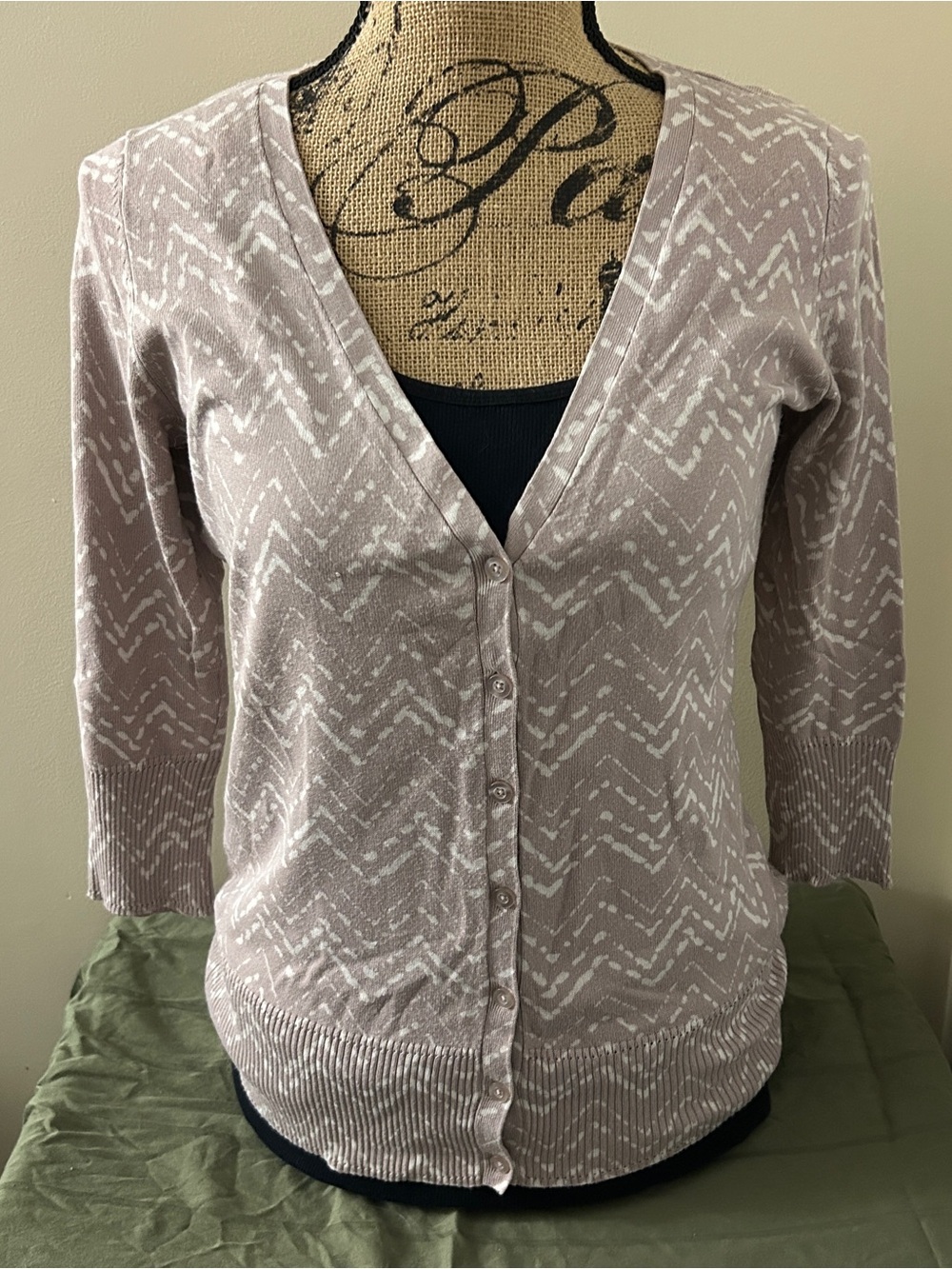 Light Tan V-Neck Button Cardigan with White Zigzag Pattern